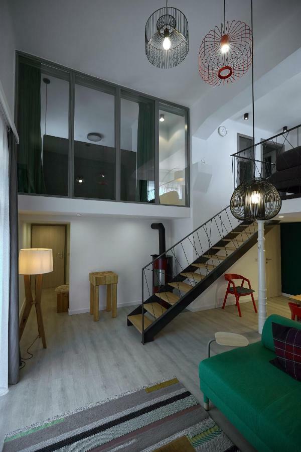 7Domb Apartman Komlo Exterior photo