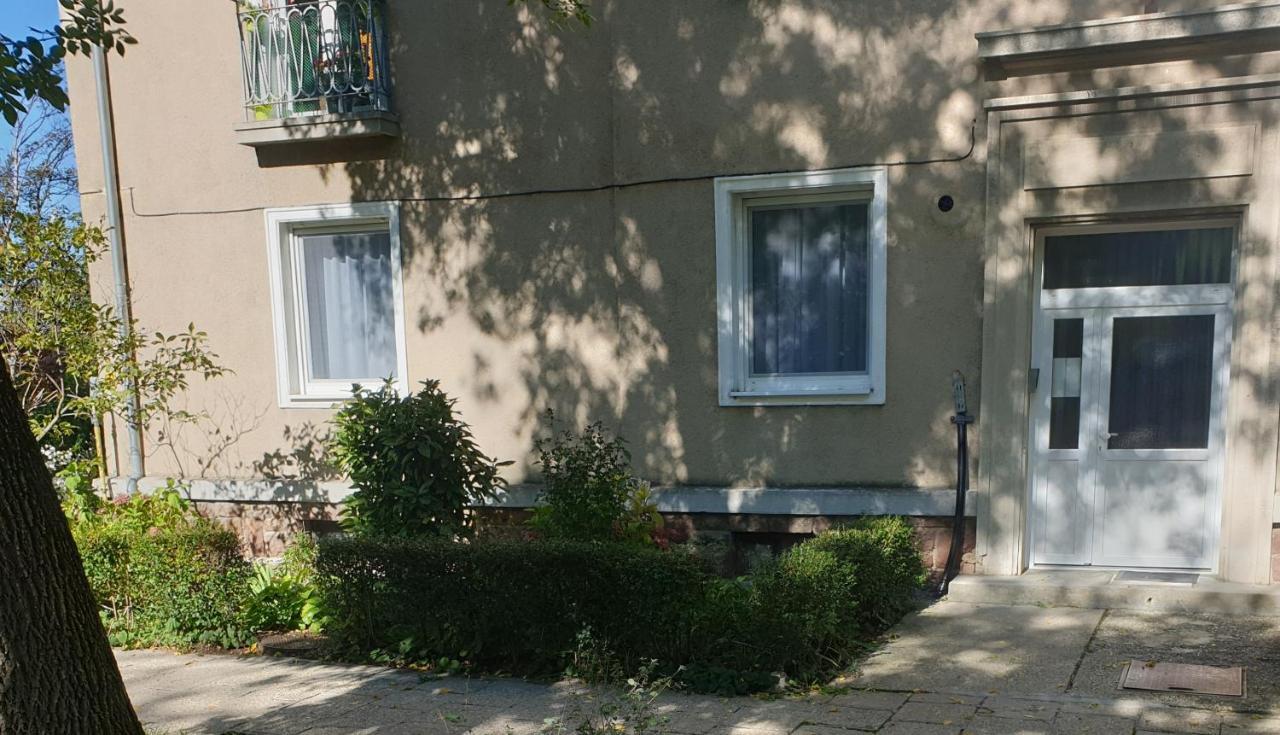 7Domb Apartman Komlo Exterior photo